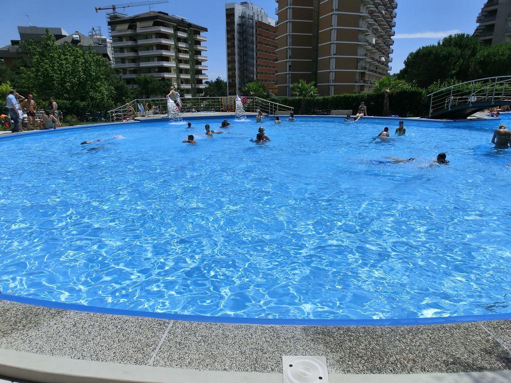 Appartamenti La Torre Линяно Сабиадоро Екстериор снимка